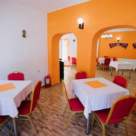 Κάμπινγκ Valea Zanelor *